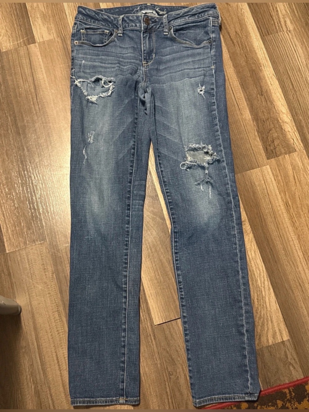 American Eagle women’s skinny denim jeans, size 10 regular